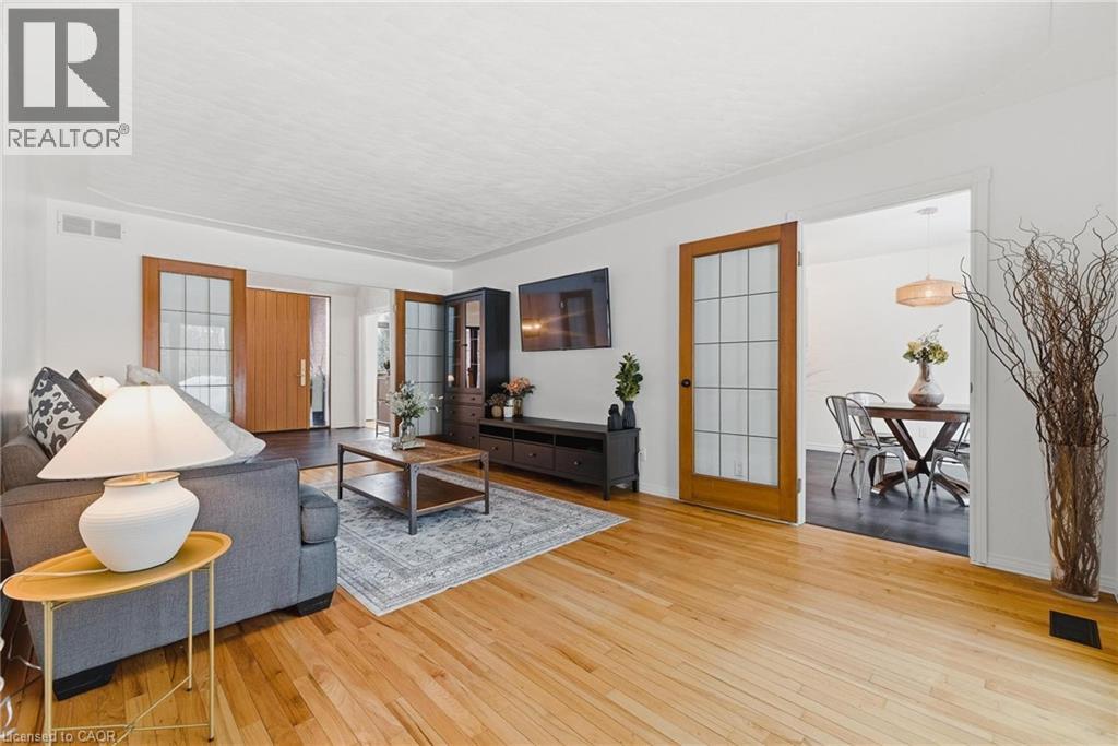 523 Forest Hill Drive, Kitchener, Ontario  N2M 5N5 - Photo 12 - 40802626