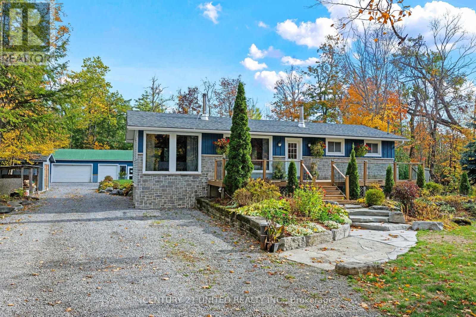 25 Sugarbush Boulevard, Trent Lakes, Ontario  K0L 1J0 - Photo 2 - X12778390