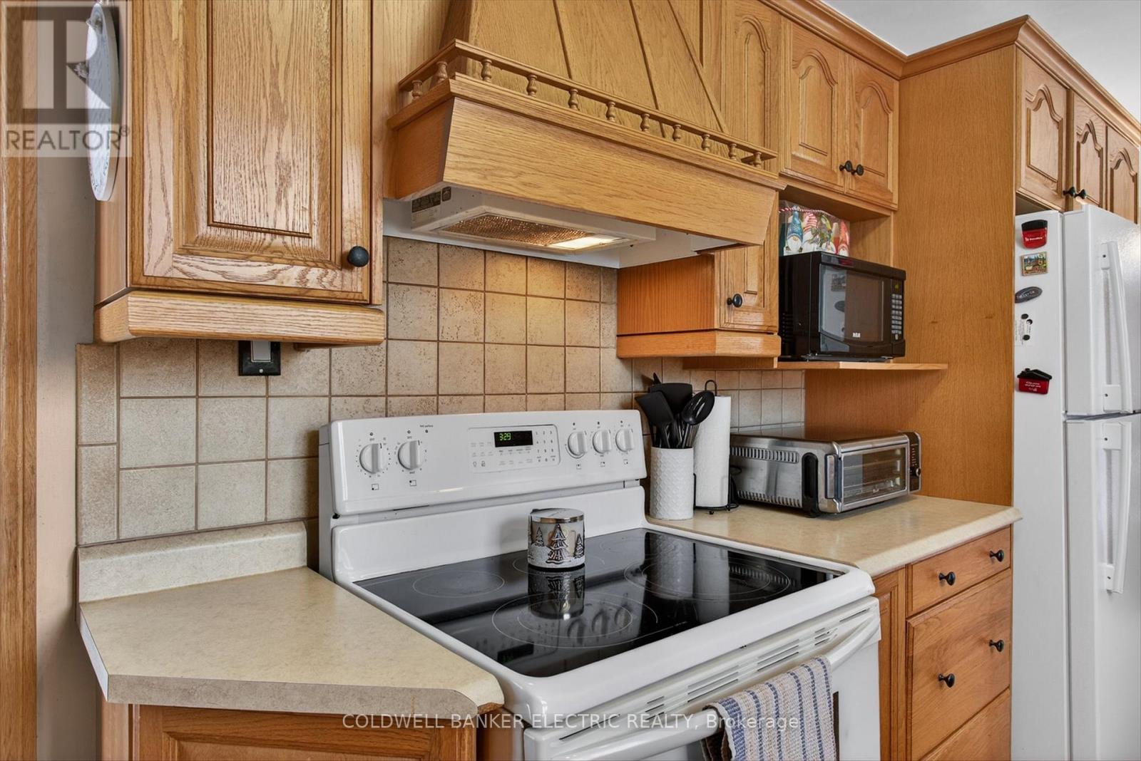 56 Cedarview Drive, Kawartha Lakes (Emily), Ontario  K0L 2W0 - Photo 7 - X12778430