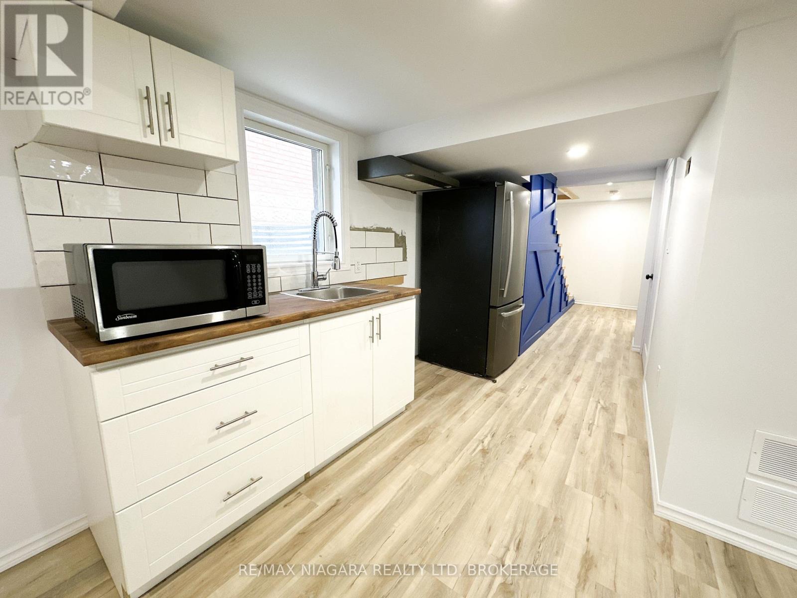 Basement - 233 Pelham Road, St. Catharines, Ontario  L2S 1W8 - Photo 12 - X12778460