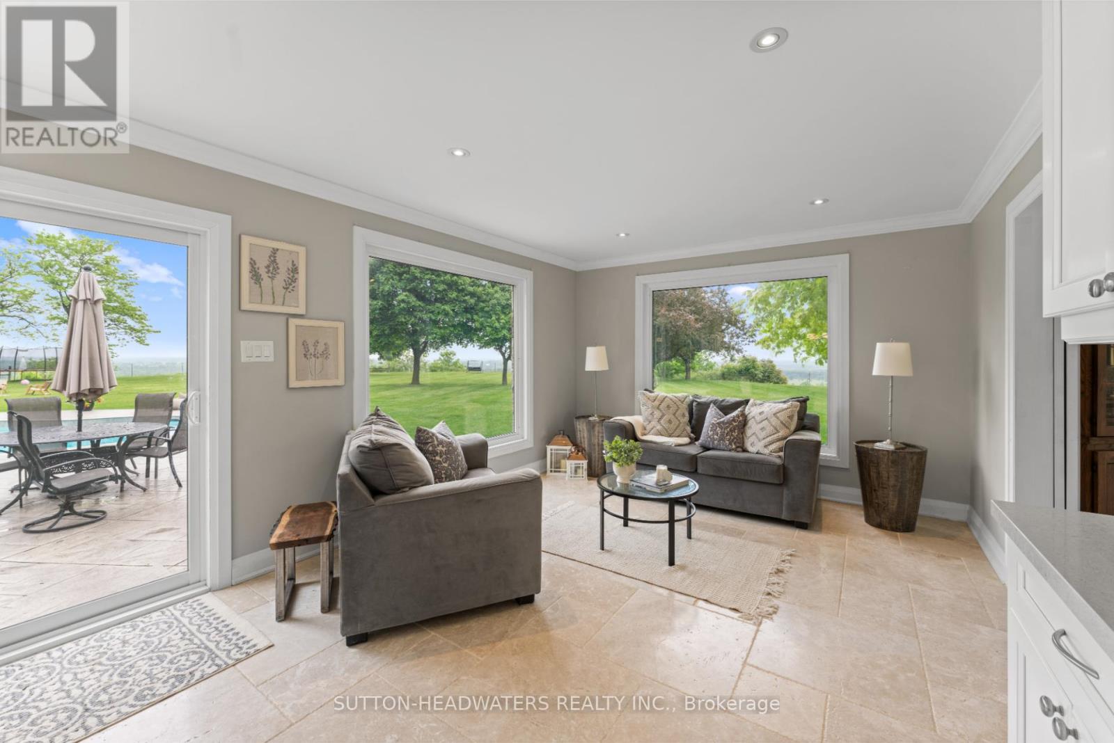 15415 Clayhill Road, Halton Hills, Ontario  L7G 4S8 - Photo 9 - W12205695