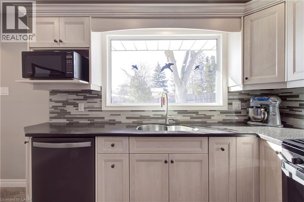 8 Jeanette Street, Hamilton, Ontario  L8V 2N3 - Photo 10 - 40798895