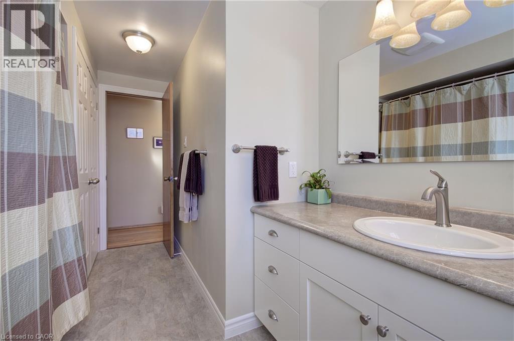 8 Jeanette Street, Hamilton, Ontario  L8V 2N3 - Photo 26 - 40798895