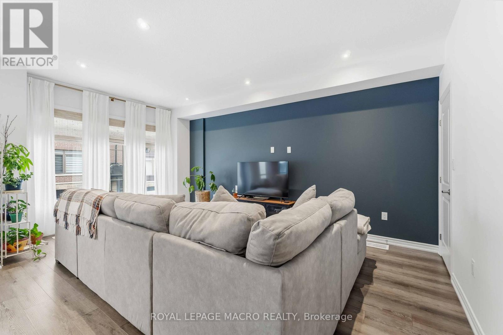 139 - 61 Soho Street, Hamilton (Stoney Creek Mountain), Ontario  L8J 0M6 - Photo 9 - X12762694