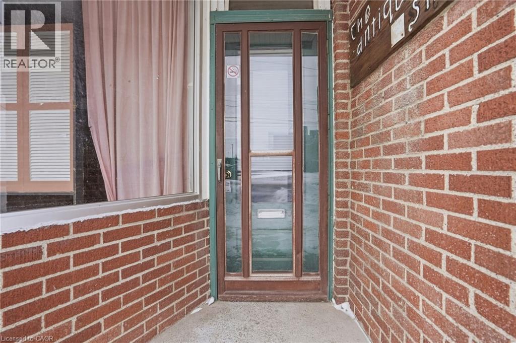 569 King Street, Welland, Ontario  L3B 3L3 - Photo 4 - 40803202