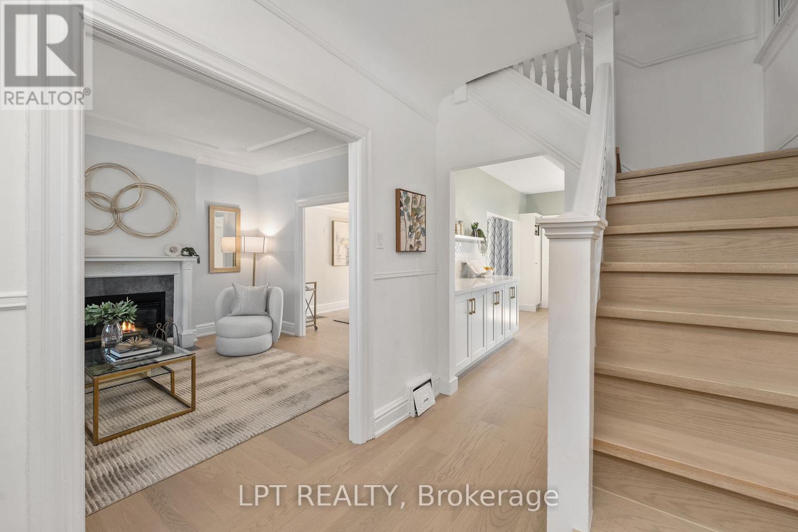 29 Grace Street, Toronto, Ontario  M6J 2S4 - Photo 4 - C12778328