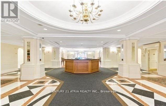 403 - 887 BAY STREET, Toronto, Ontario