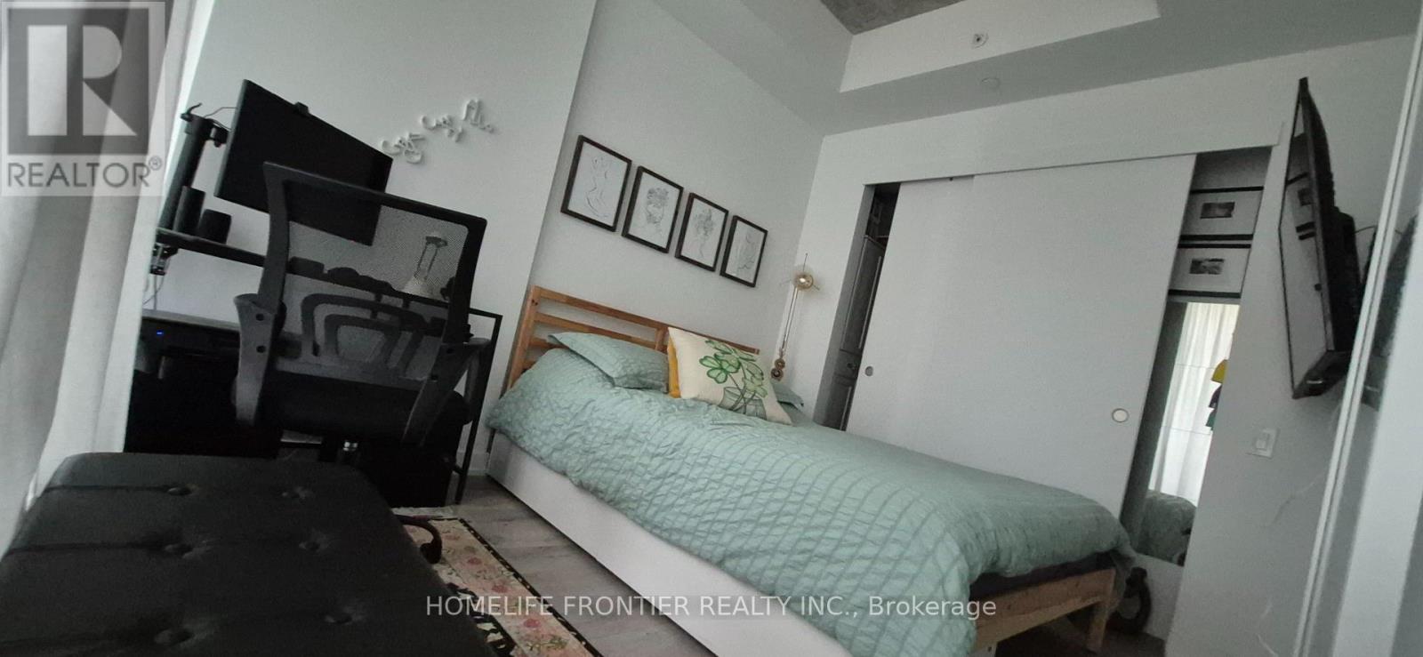 226 - 161 Roehampton Avenue, Toronto, Ontario  M4P 0C8 - Photo 5 - C12778358