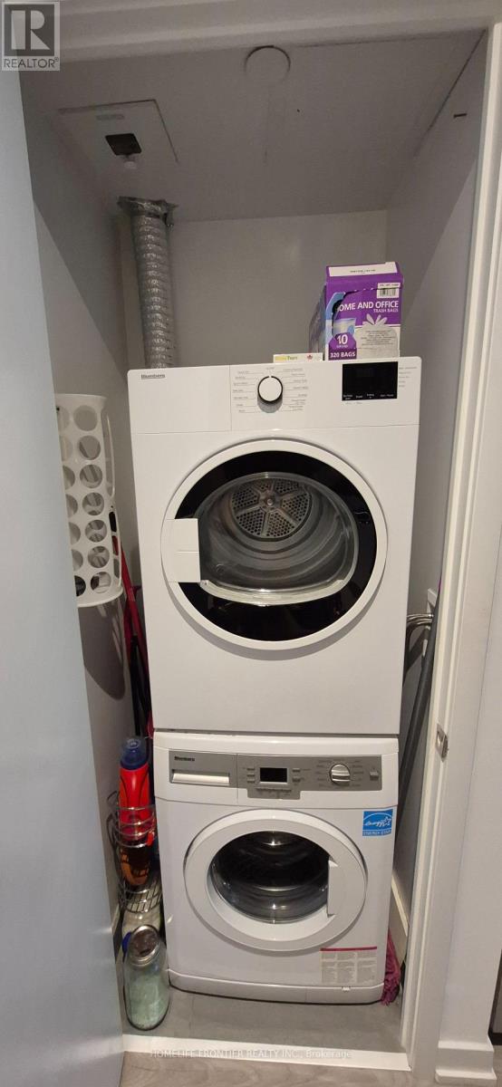 226 - 161 Roehampton Avenue, Toronto, Ontario  M4P 0C8 - Photo 7 - C12778358