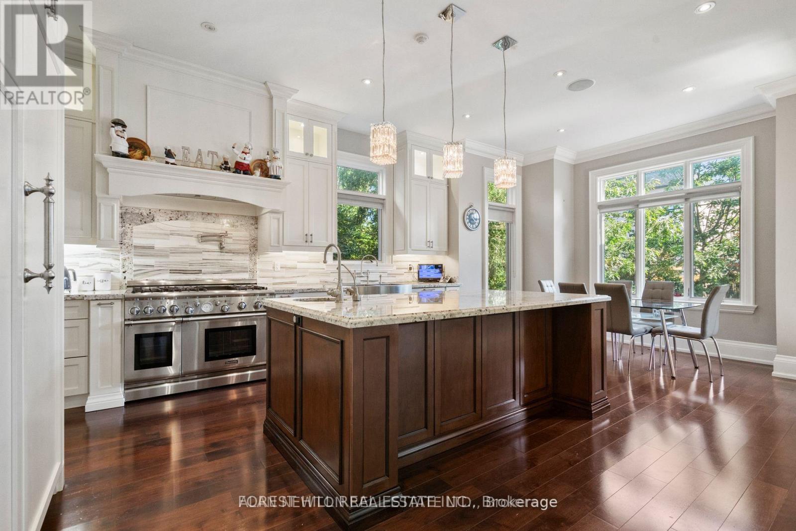 669 Bedford Park Avenue, Toronto, Ontario  M5M 1K4 - Photo 21 - C12778450