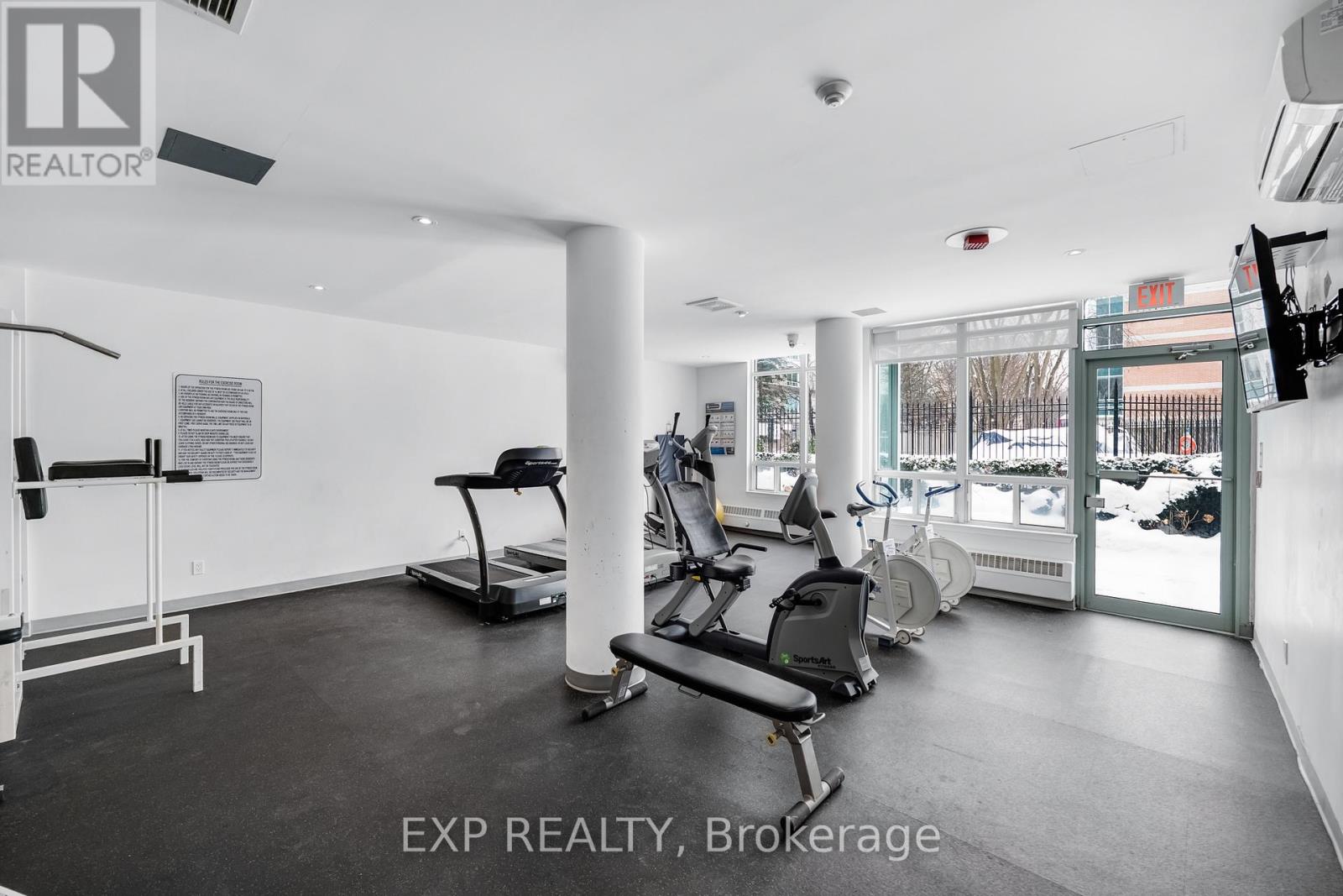 810 - 2 Covington Road, Toronto, Ontario  M6A 3E2 - Photo 28 - C12778456