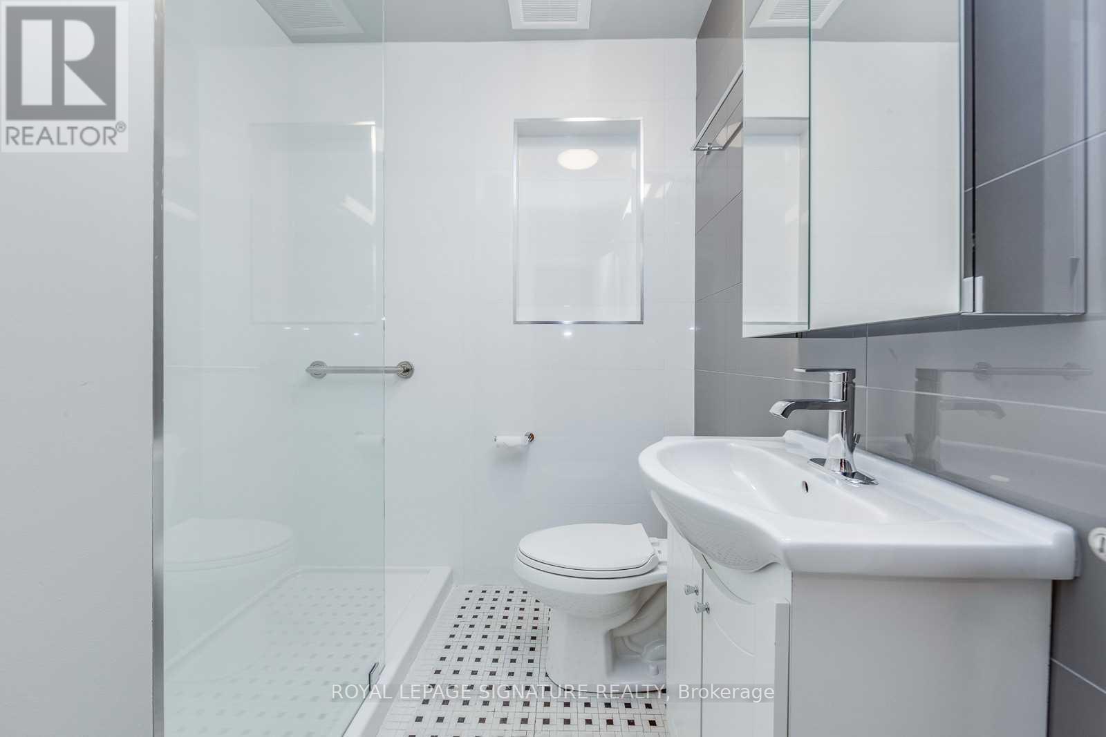 2 - 1089 Broadview Avenue, Toronto, Ontario  M4K 2S4 - Photo 5 - E12778324