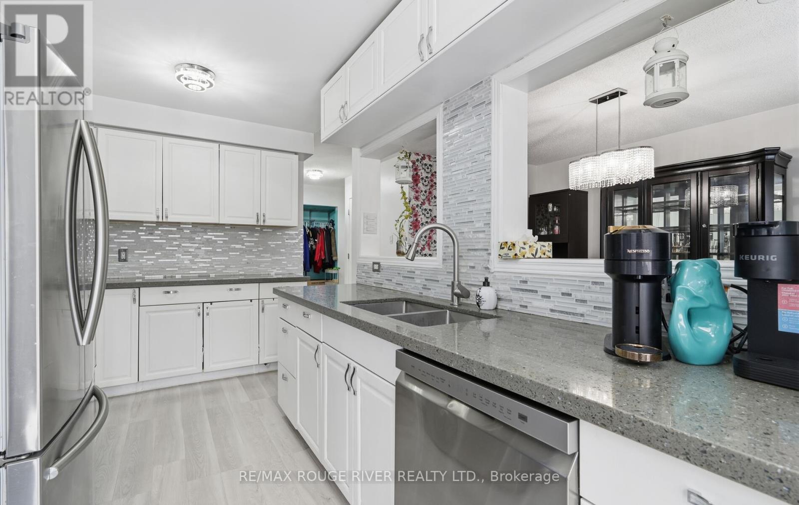 22 Royal Pines Court, Clarington, Ontario  L1C 4P4 - Photo 12 - E12778338