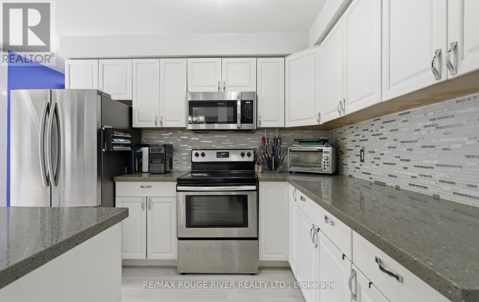 22 Royal Pines Court, Clarington, Ontario  L1C 4P4 - Photo 13 - E12778338