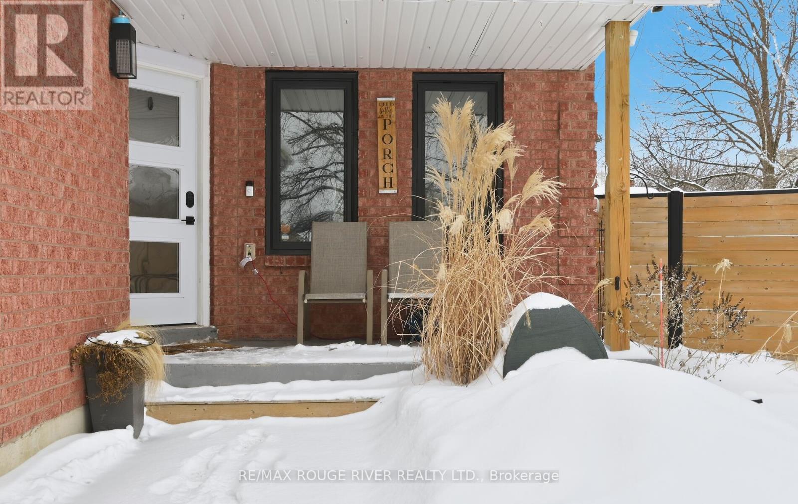 22 Royal Pines Court, Clarington, Ontario  L1C 4P4 - Photo 4 - E12778338