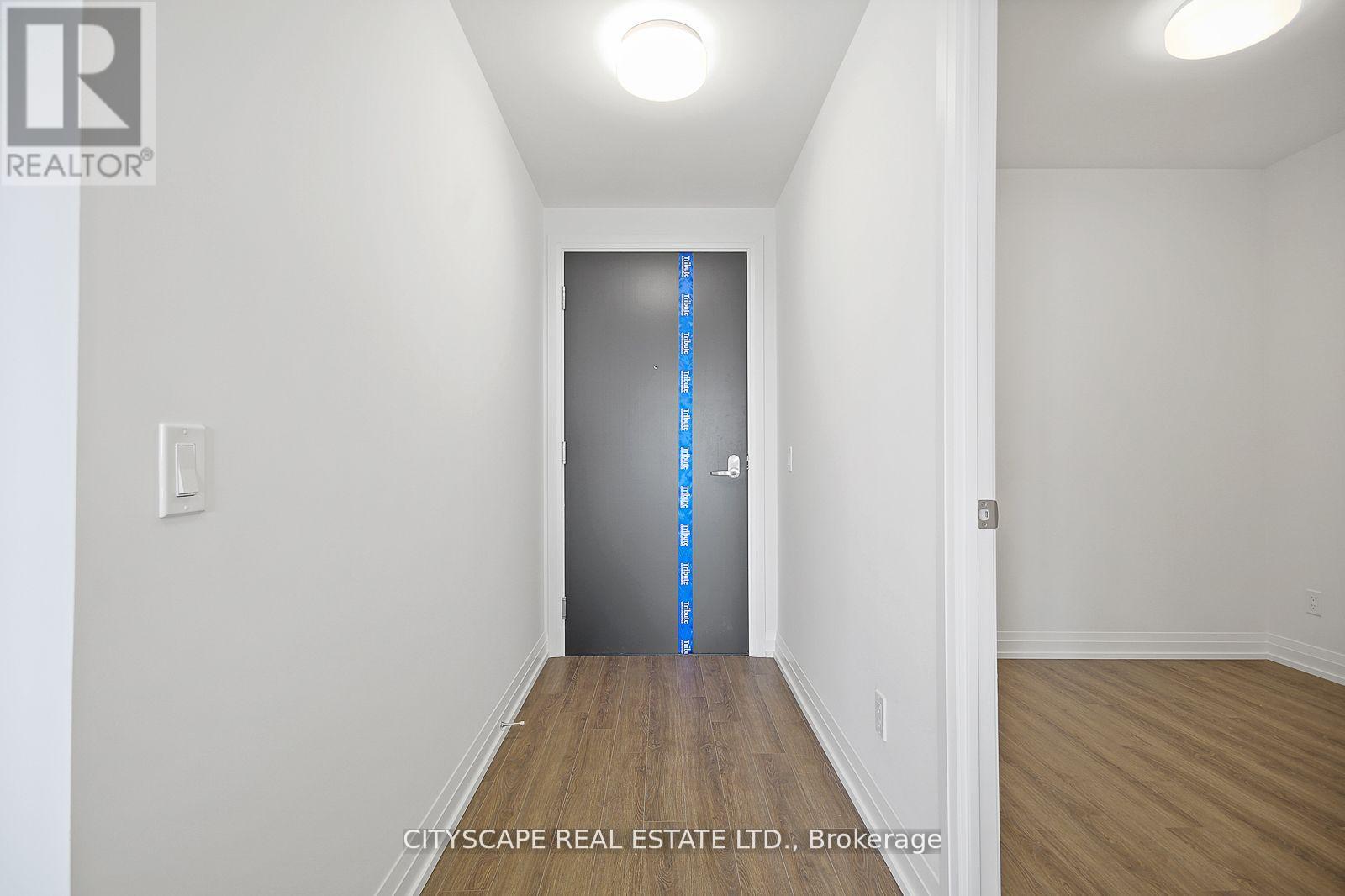 1811 - 286 Main Street, Toronto, Ontario  M4C 4X4 - Photo 3 - E12778406