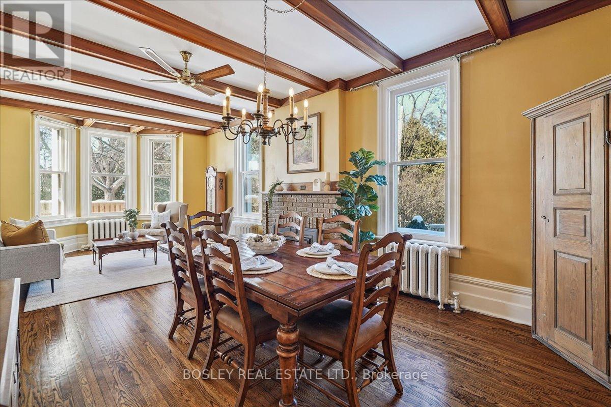 42 Royal Road, Aurora, Ontario  L4G 1A9 - Photo 11 - N12778326