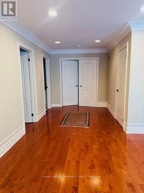 78 Yongehurst Road, Richmond Hill, Ontario  L4C 3T2 - Photo 8 - N12778370