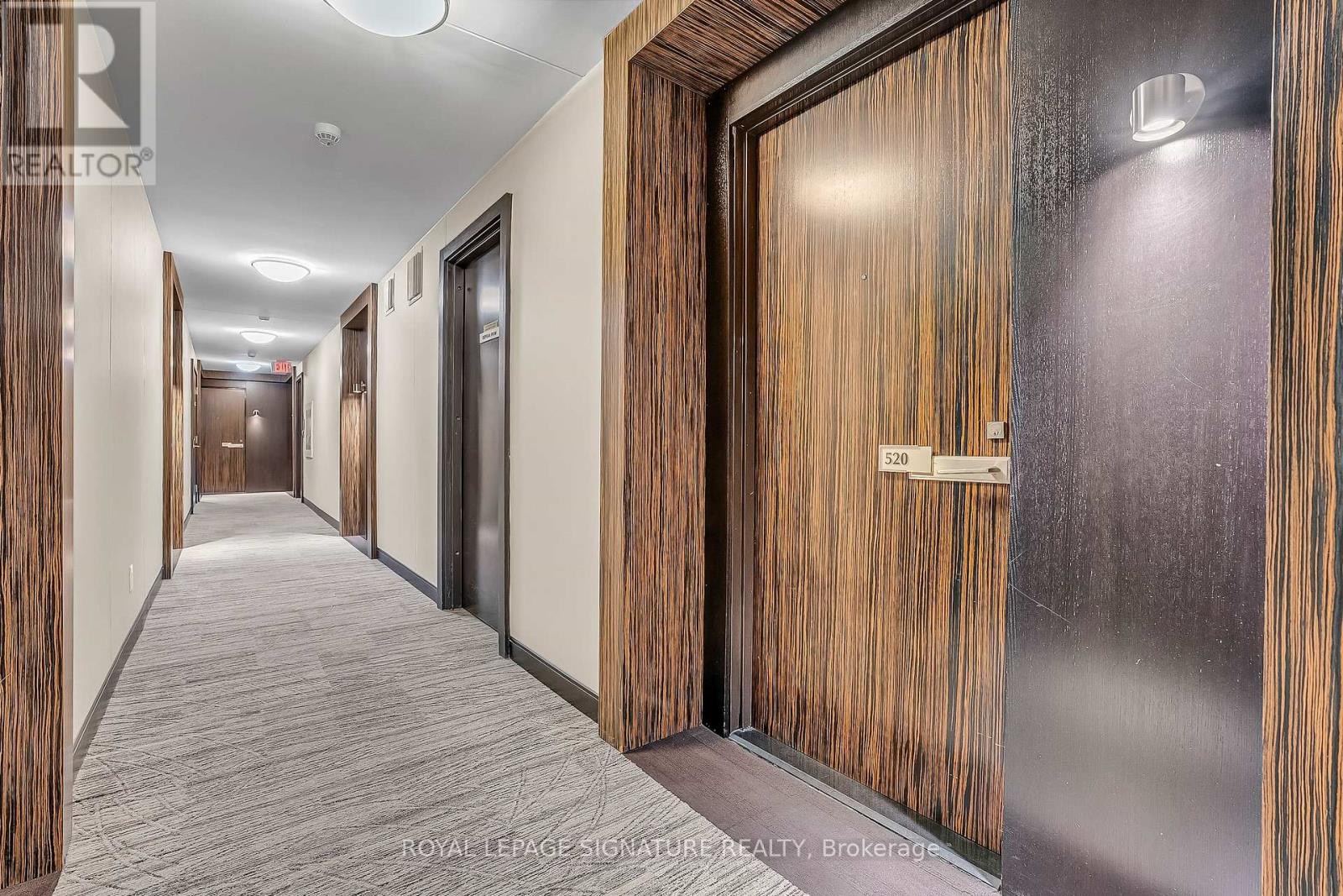 520 - 277 South Park Road, Markham, Ontario  L3T 0B7 - Photo 4 - N12778378