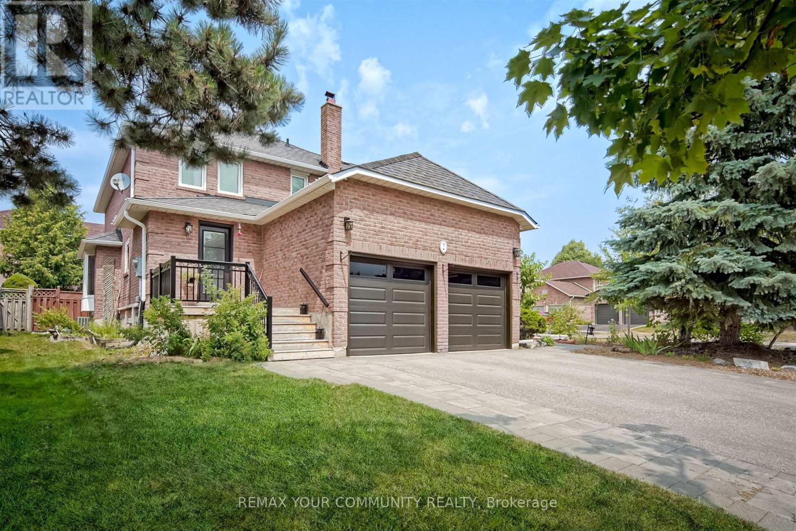 2 Kirkland Court, Richmond Hill, Ontario  L4C 9J1 - Photo 48 - N12778380