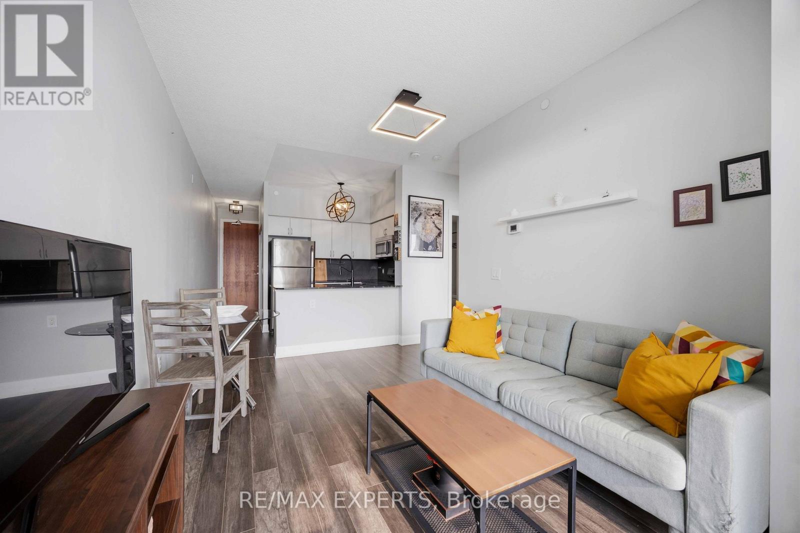 501 - 4700 Highway 7 Road S, Vaughan, Ontario  L4L 0B4 - Photo 17 - N12778408