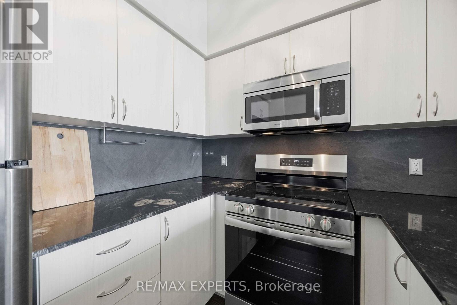 501 - 4700 Highway 7 Road S, Vaughan, Ontario  L4L 0B4 - Photo 24 - N12778408