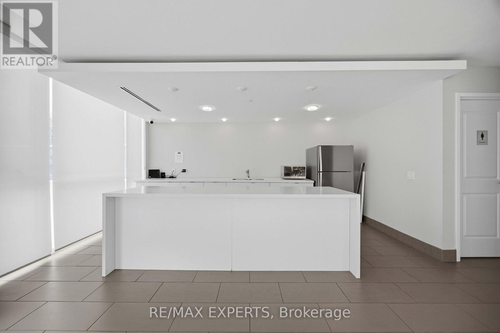 501 - 4700 Highway 7 Road S, Vaughan, Ontario  L4L 0B4 - Photo 43 - N12778408