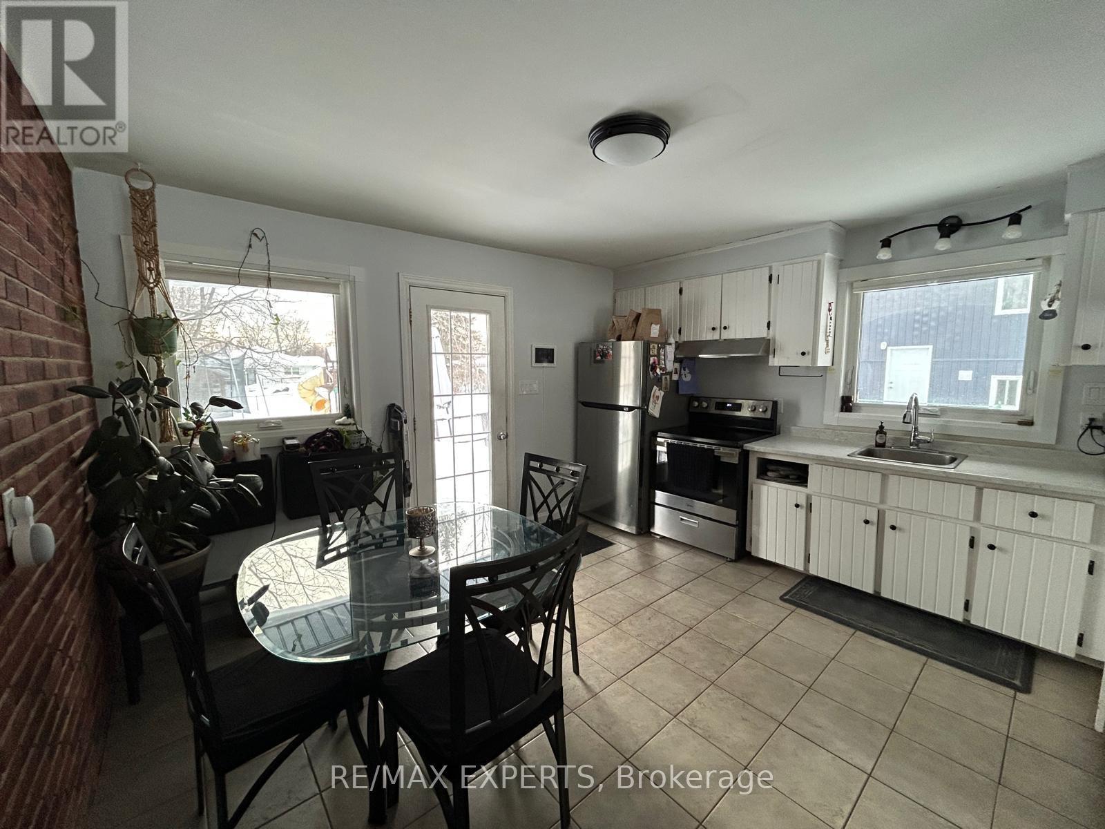 1982 Kate Avenue, Innisfil, Ontario  L9S 1Y2 - Photo 11 - N12778428