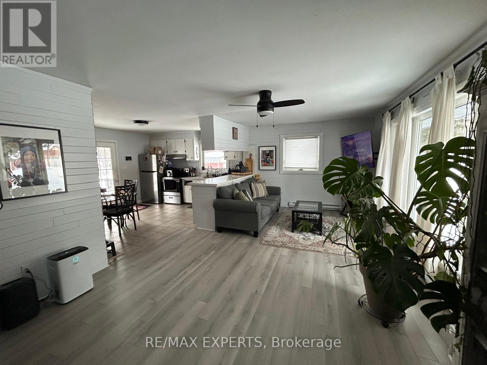 1982 Kate Avenue, Innisfil, Ontario  L9S 1Y2 - Photo 8 - N12778428