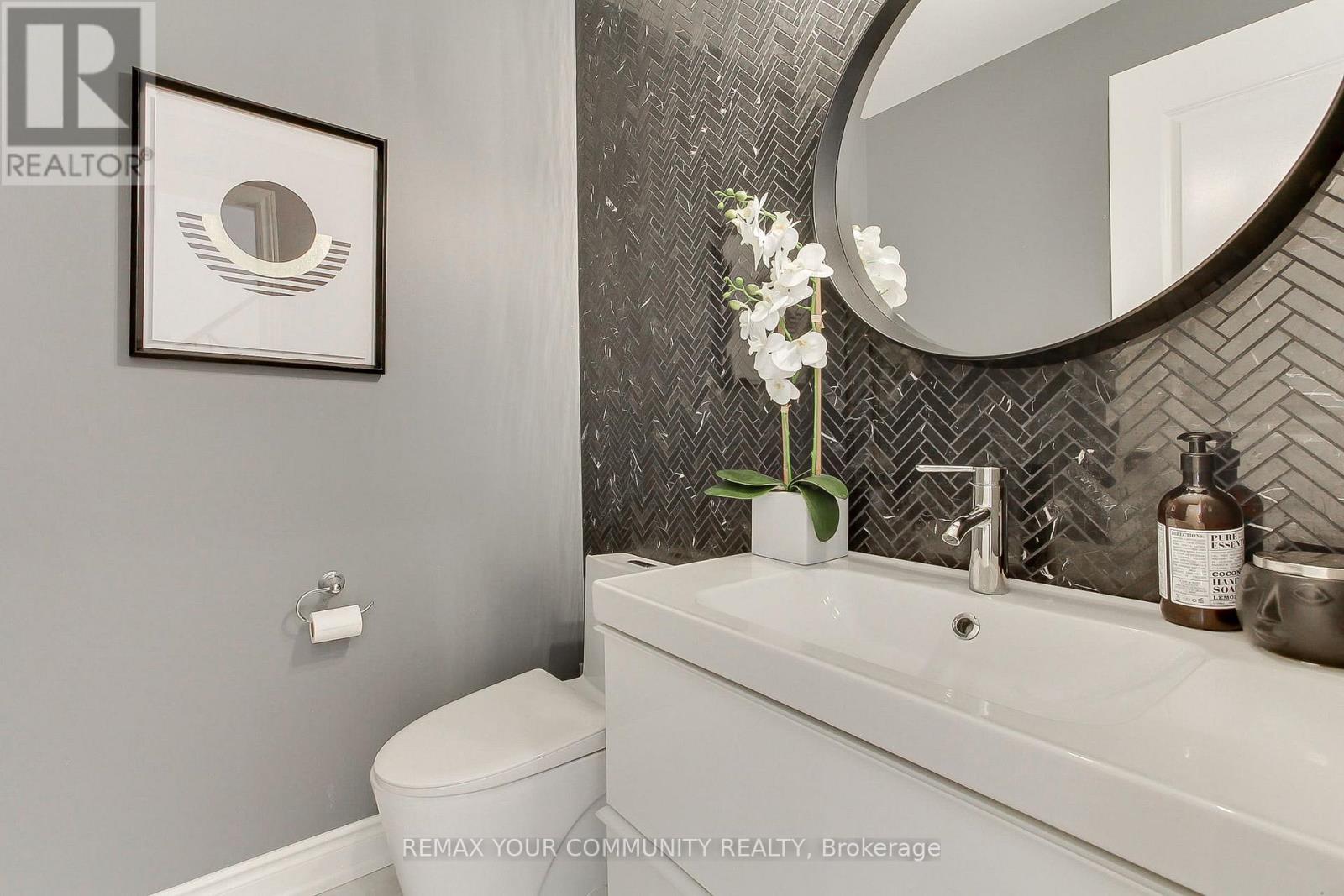 69 Hansard Drive, Vaughan, Ontario  L4H 0V7 - Photo 22 - N12778434