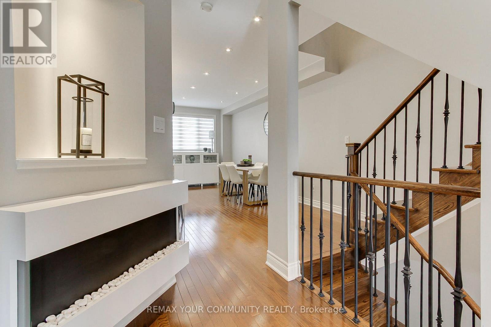 69 Hansard Drive, Vaughan, Ontario  L4H 0V7 - Photo 23 - N12778434