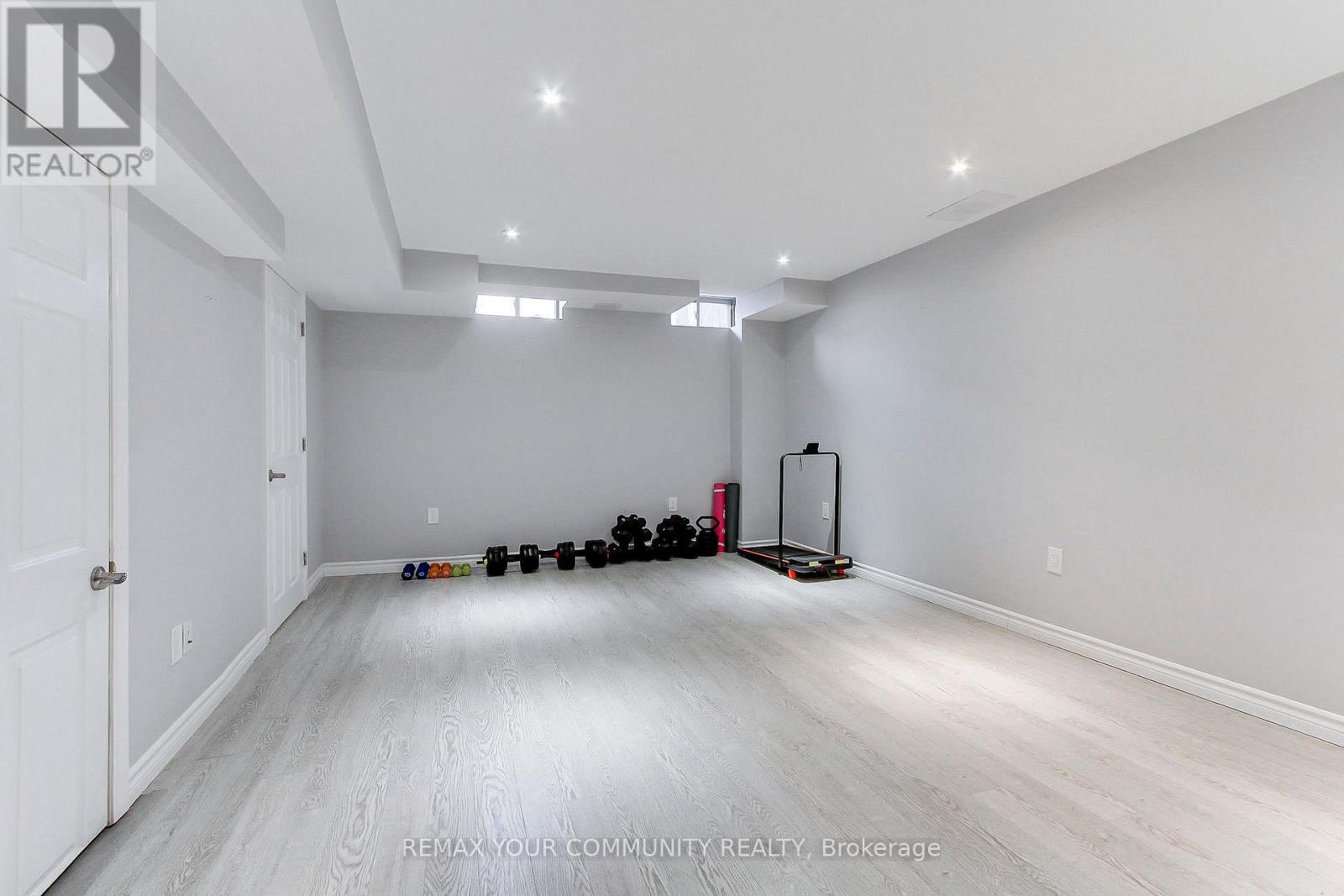 69 Hansard Drive, Vaughan, Ontario  L4H 0V7 - Photo 44 - N12778434