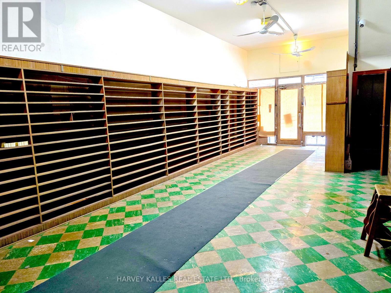 750 Queen Street W, Toronto (Trinity-Bellwoods), Ontario  M6J 1E9 - Photo 4 - C12761568