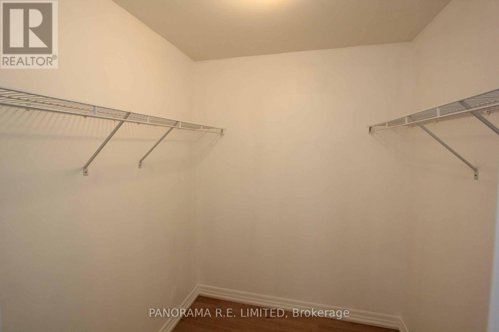 1705 - 1359 Rathburn Road E, Mississauga, Ontario  L4W 5P7 - Photo 10 - W12778332