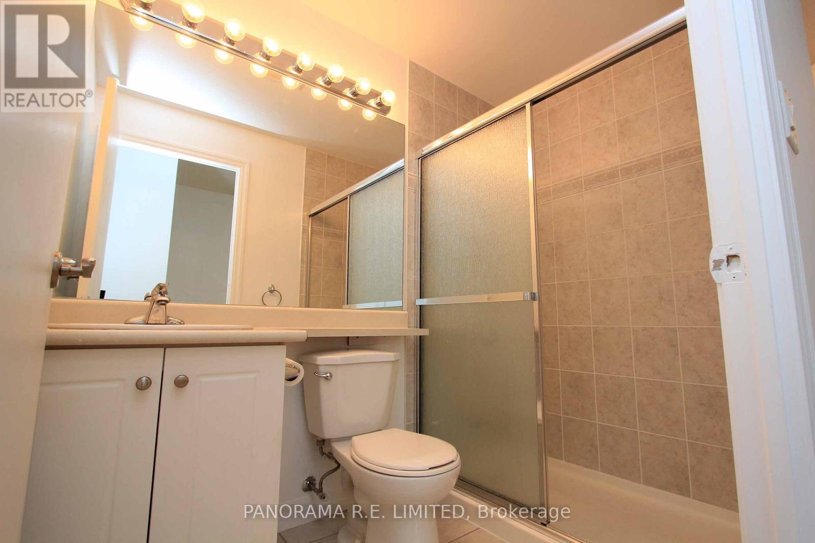 1705 - 1359 Rathburn Road E, Mississauga, Ontario  L4W 5P7 - Photo 11 - W12778332