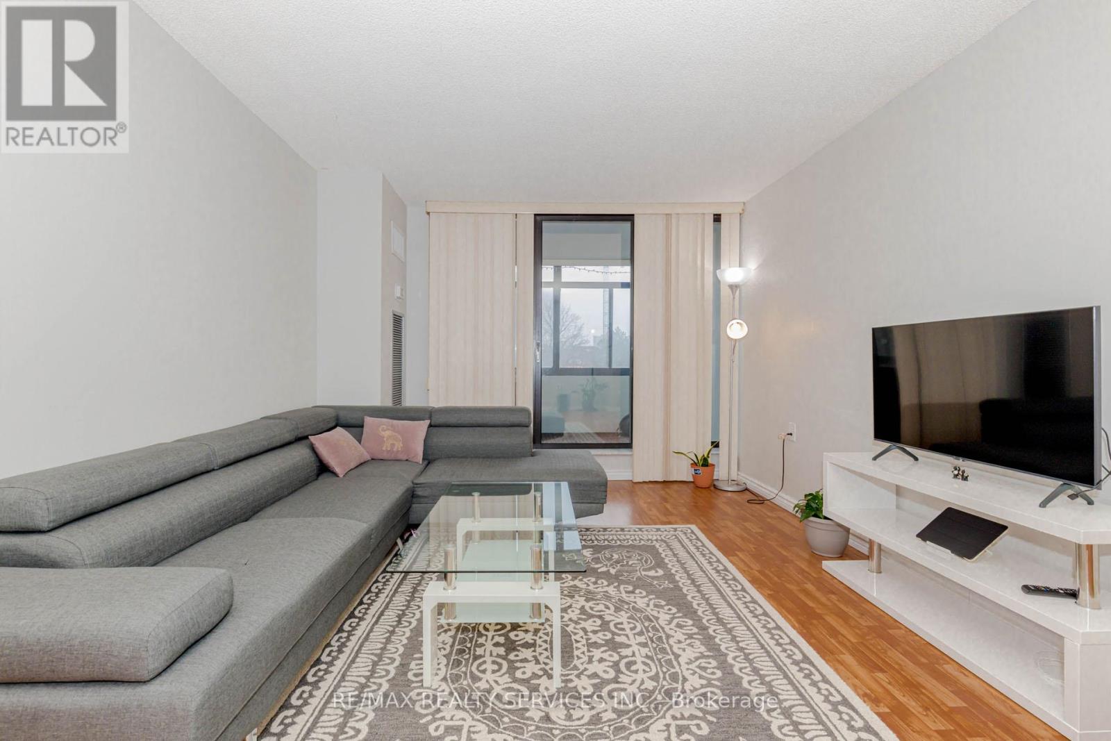 304 - 18 Knightsbridge Road, Brampton, Ontario  L6T 3X5 - Photo 10 - W12778334