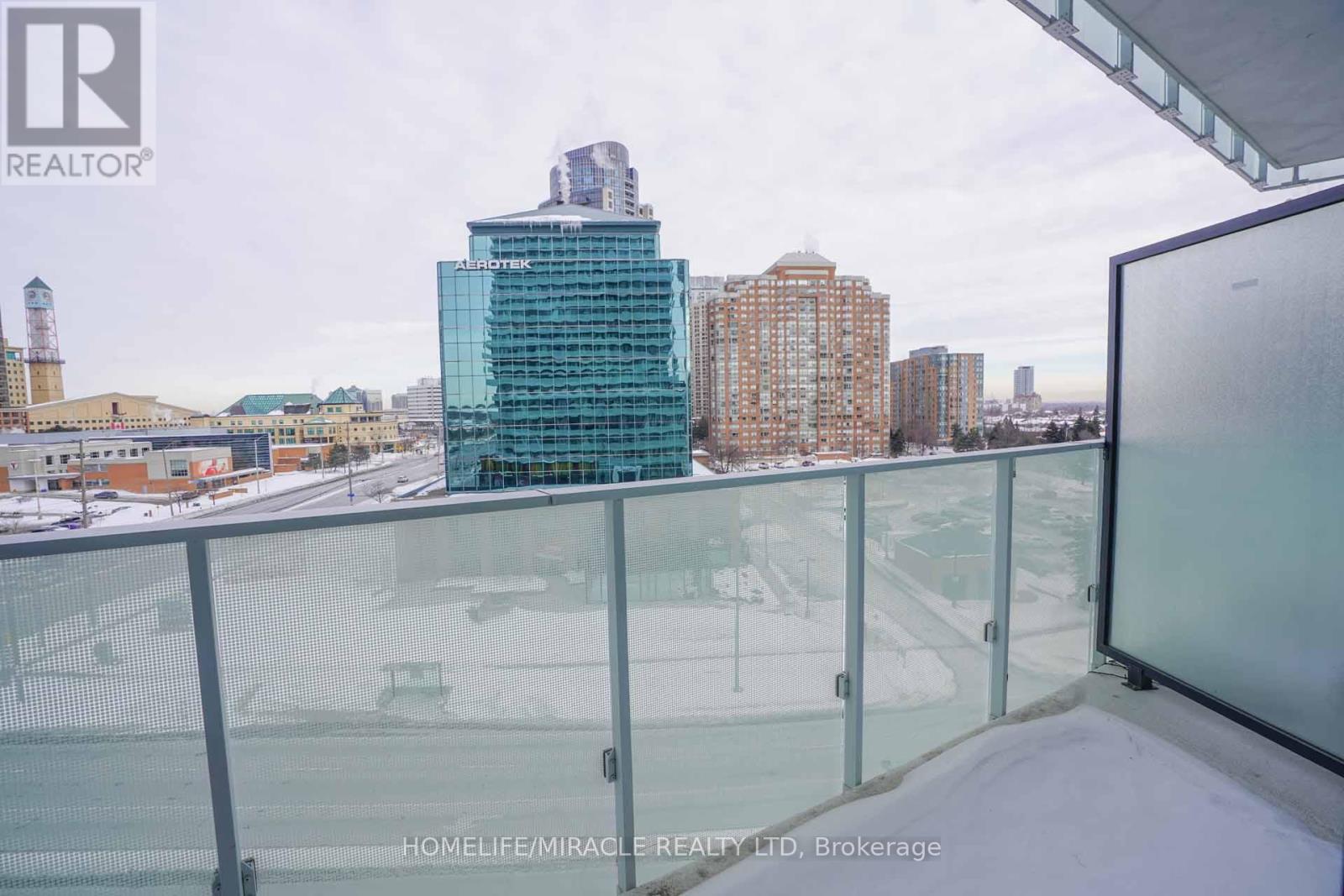 522 - 3900 Confederation Parkway, Mississauga, Ontario  L5B 0M3 - Photo 13 - W12778388