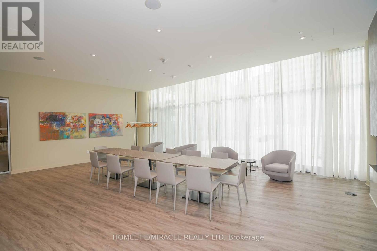 522 - 3900 Confederation Parkway, Mississauga, Ontario  L5B 0M3 - Photo 29 - W12778388