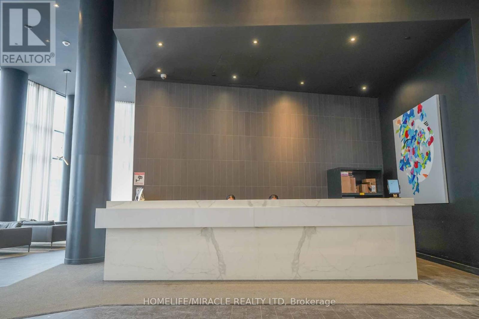 522 - 3900 Confederation Parkway, Mississauga, Ontario  L5B 0M3 - Photo 3 - W12778388