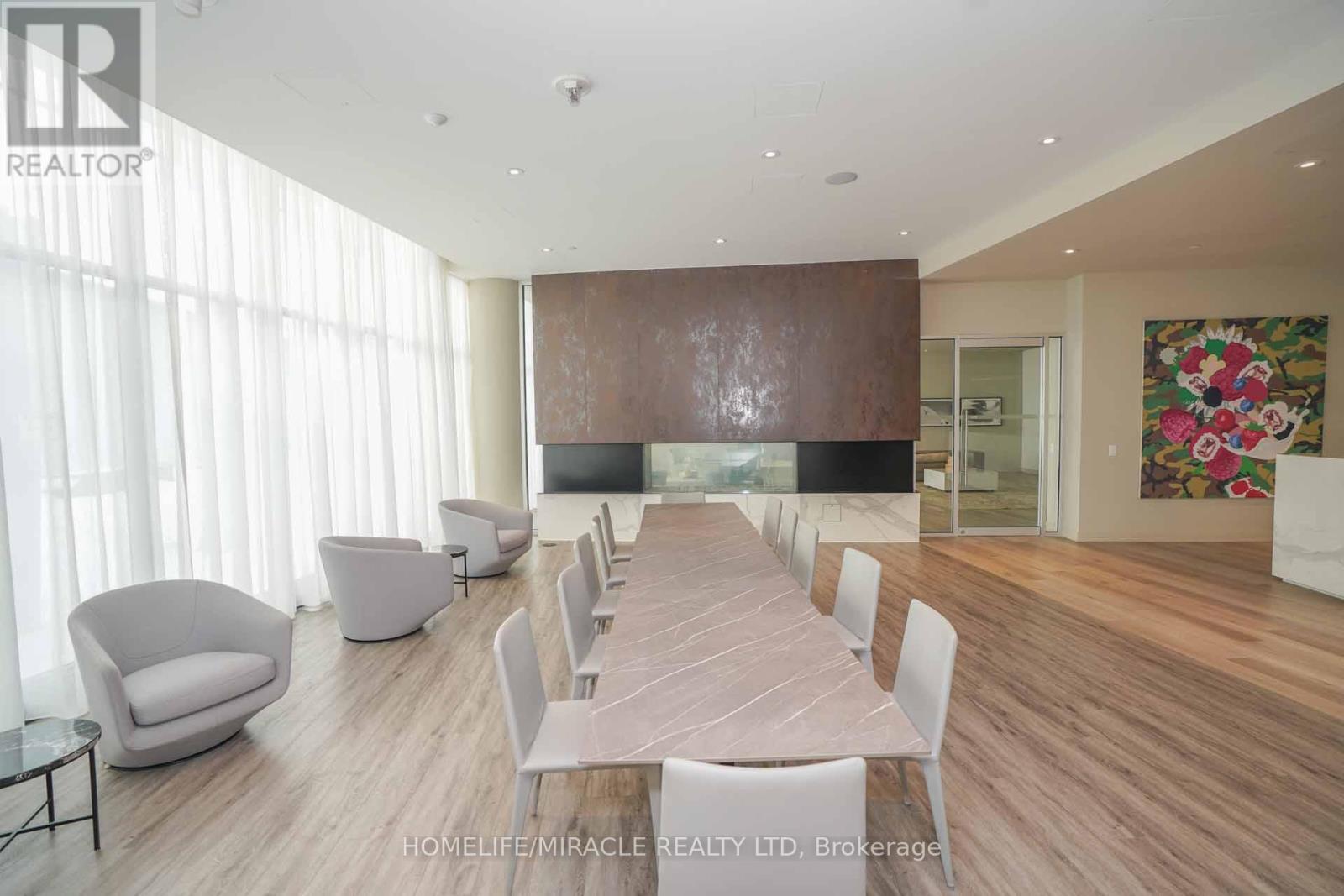 522 - 3900 Confederation Parkway, Mississauga, Ontario  L5B 0M3 - Photo 30 - W12778388