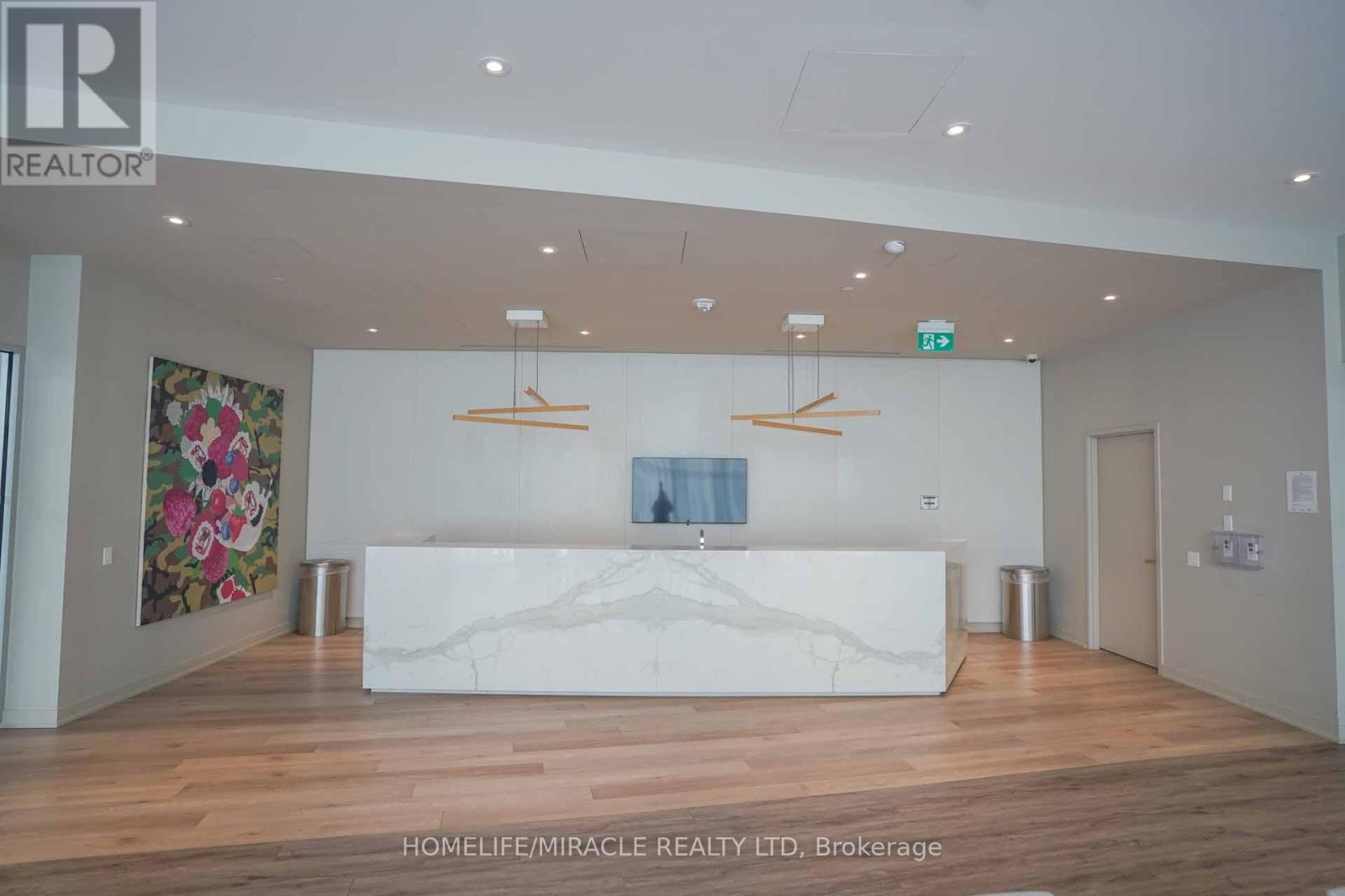 522 - 3900 Confederation Parkway, Mississauga, Ontario  L5B 0M3 - Photo 32 - W12778388