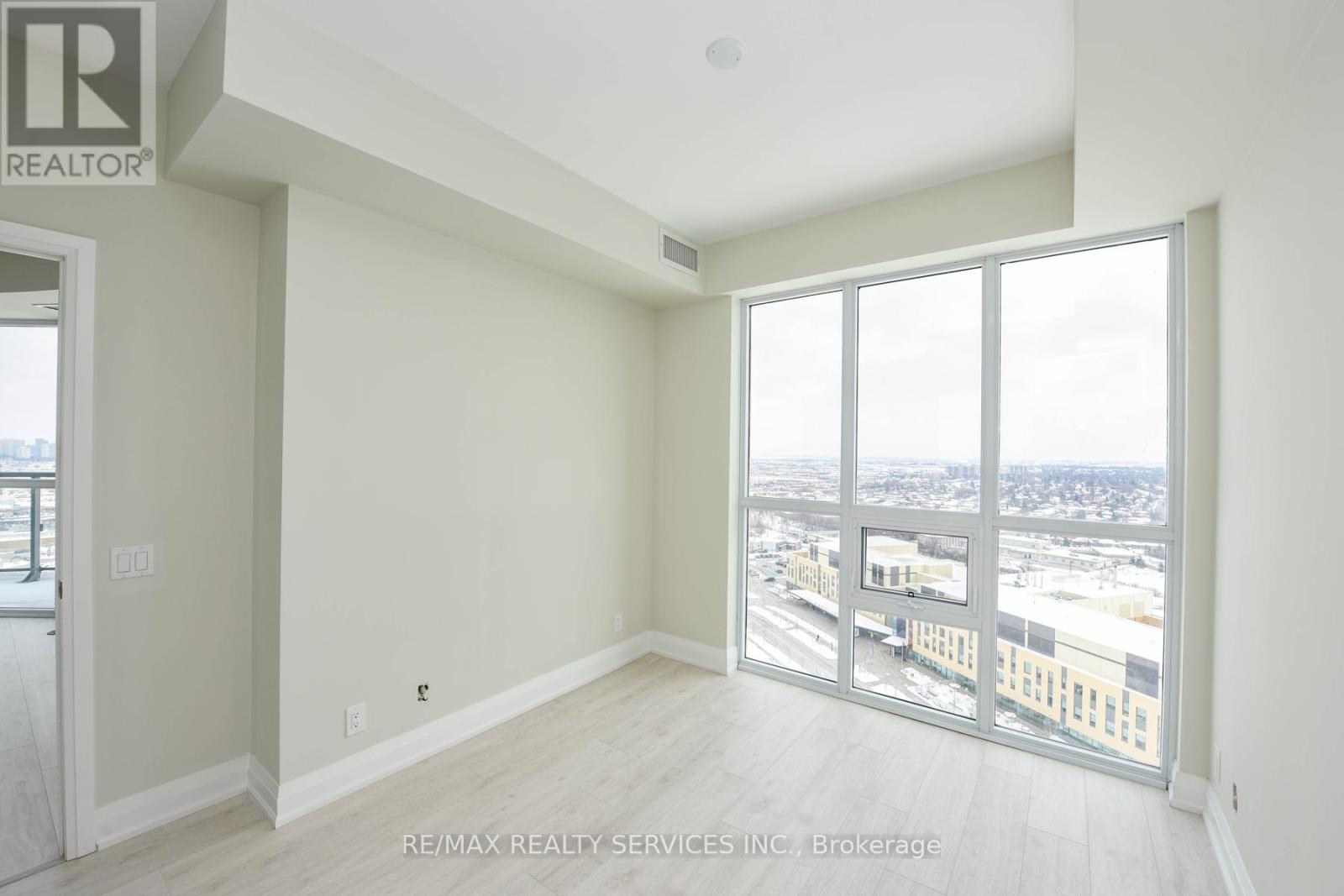 2103 - 15 Lynch Street, Brampton (Queen Street Corridor), Ontario  L0K 1E0 - Photo 20 - W12778410