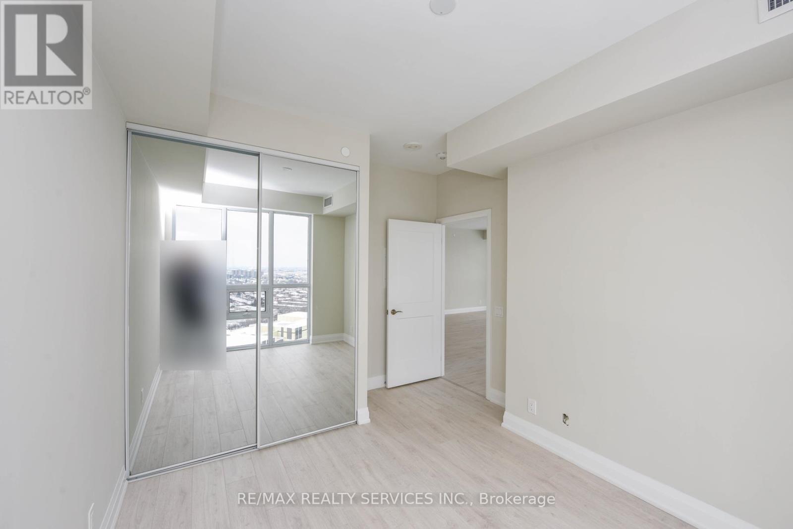 2103 - 15 Lynch Street, Brampton (Queen Street Corridor), Ontario  L0K 1E0 - Photo 21 - W12778410