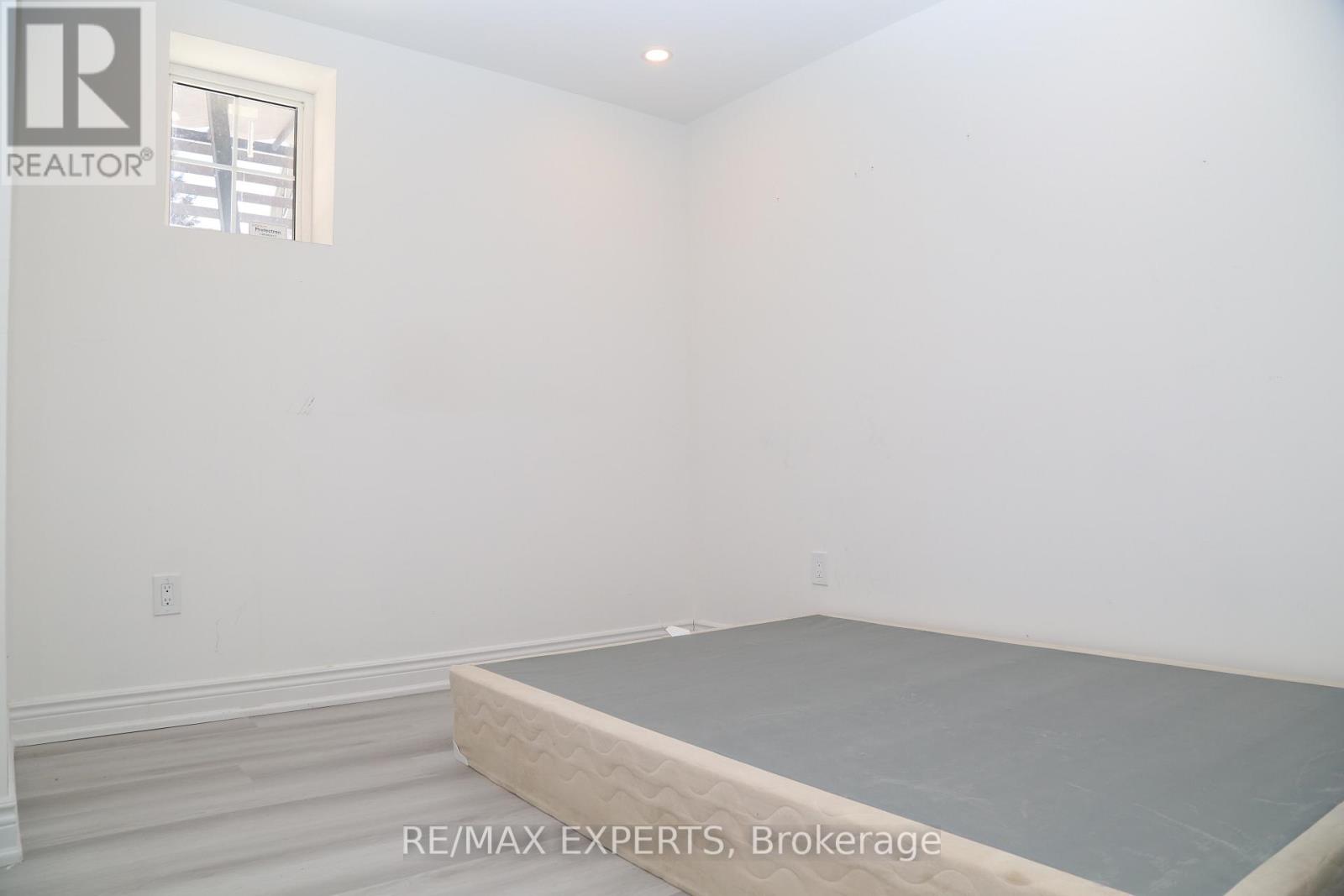 Bsmt - 20 Templeton Court, Brampton, Ontario  L6P 3B2 - Photo 15 - W12778420