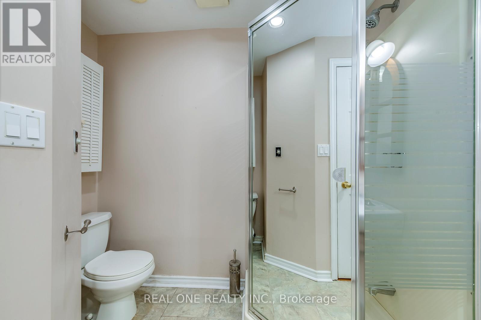 1399 Chriseden Drive, Mississauga, Ontario  L5H 1V1 - Photo 37 - W12778442