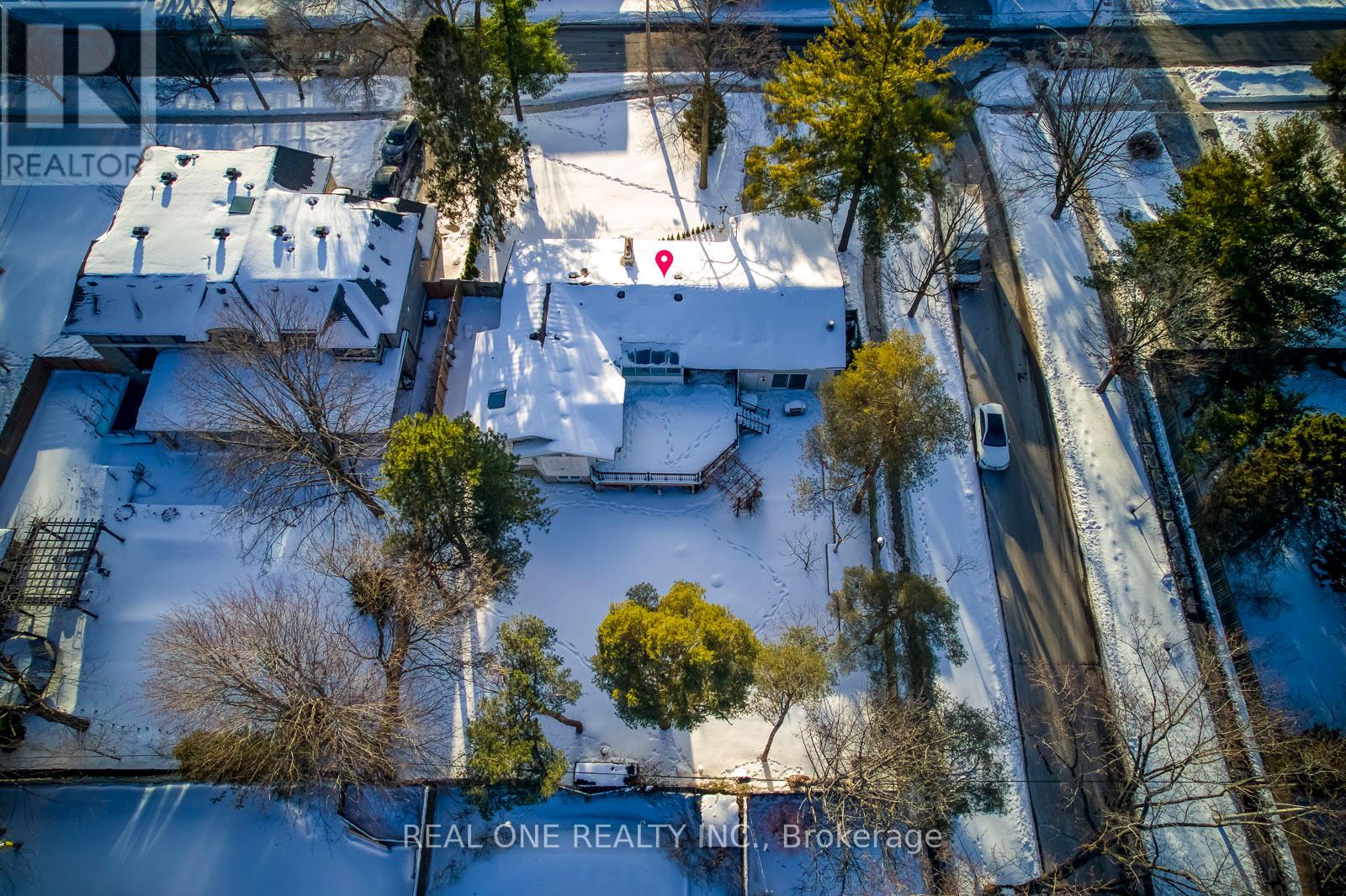 1399 Chriseden Drive, Mississauga, Ontario  L5H 1V1 - Photo 41 - W12778442