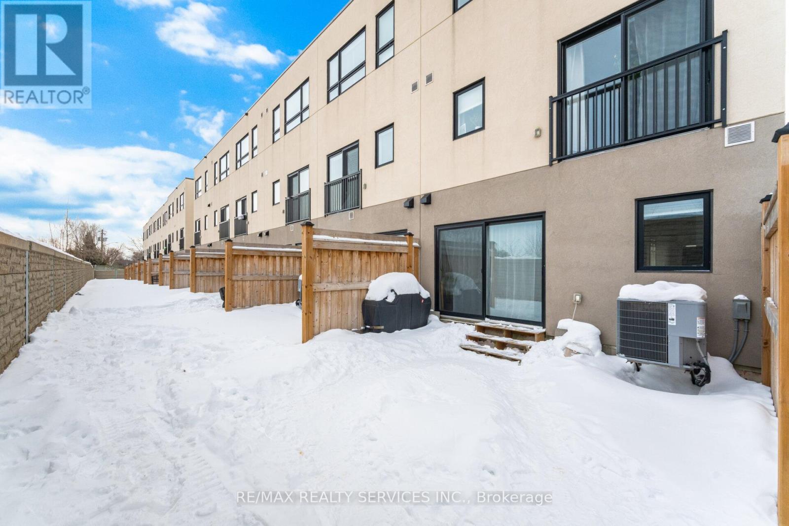 80 - 1121 Cooke Boulevard, Burlington, Ontario  L7T 0C4 - Photo 48 - W12778454