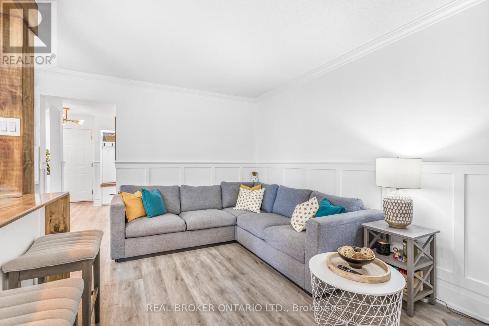 184 Howard Crescent, Orangeville, Ontario  L9W 4W3 - Photo 12 - W12778458