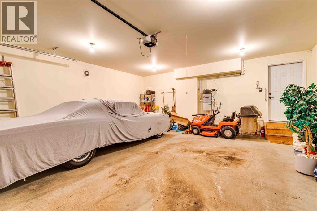 536 8 Street Ne, Three Hills, Alberta  T0M 2A0 - Photo 39 - A2284548