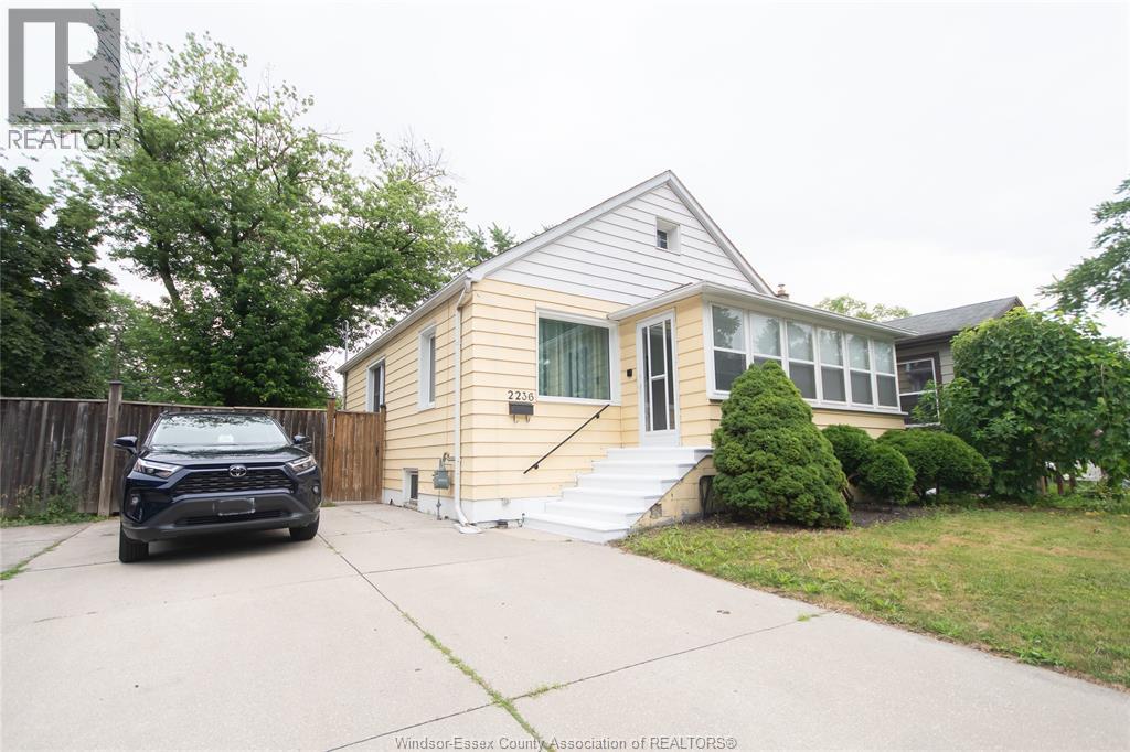 MLS# 26003016: 2236 CHURCH STREET, Windsor, Canada
